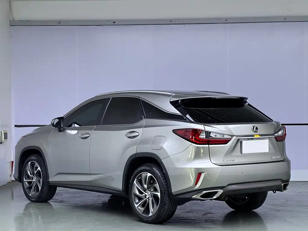 Lexus RX — миниатюра 4