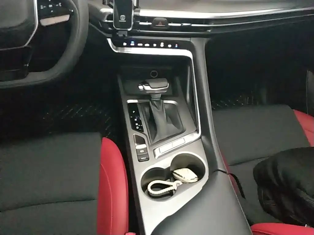 Changan CS35PLUS — миниатюра 14