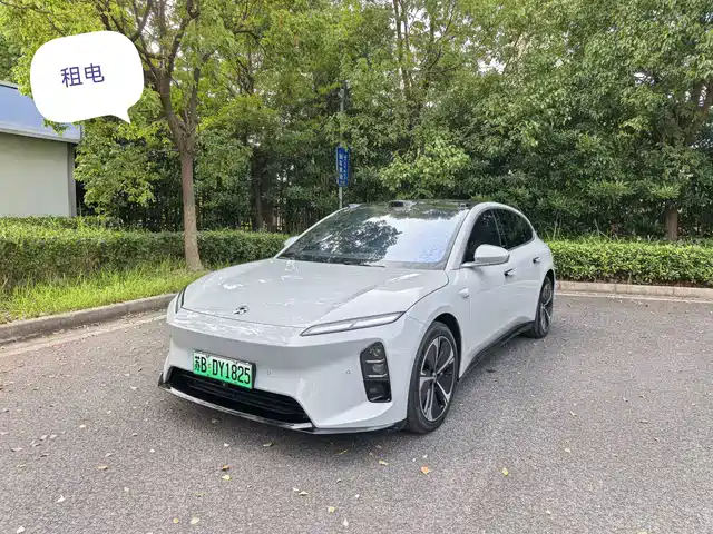 2025 Nio ET5