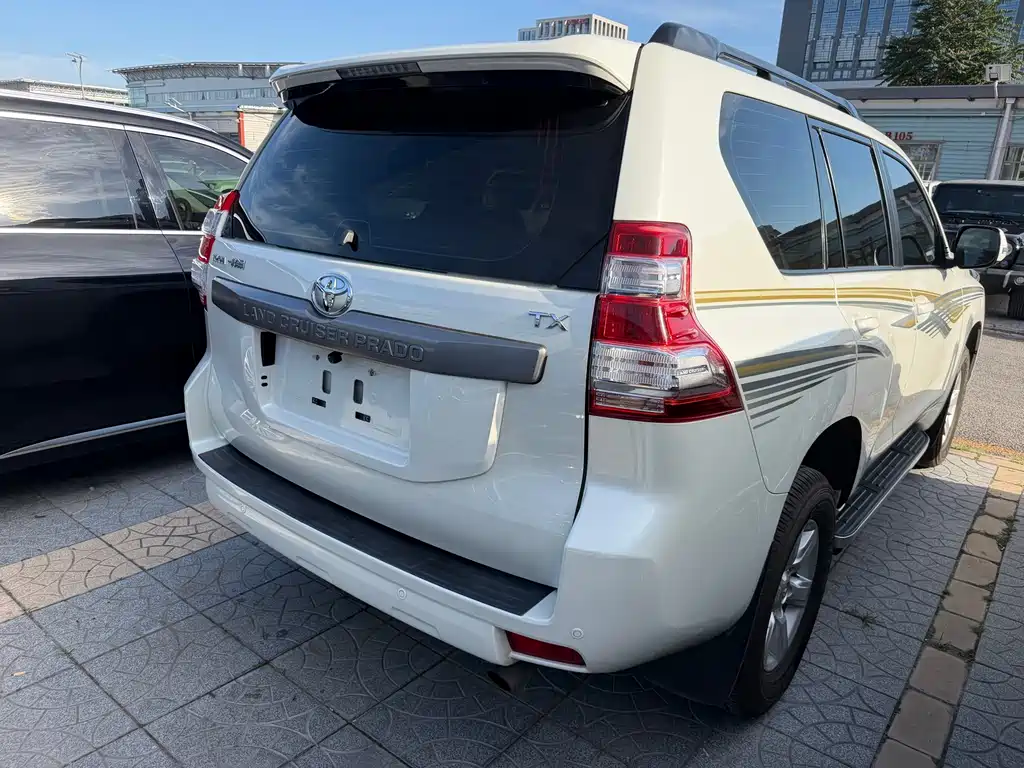 Toyota Prado — миниатюра 3