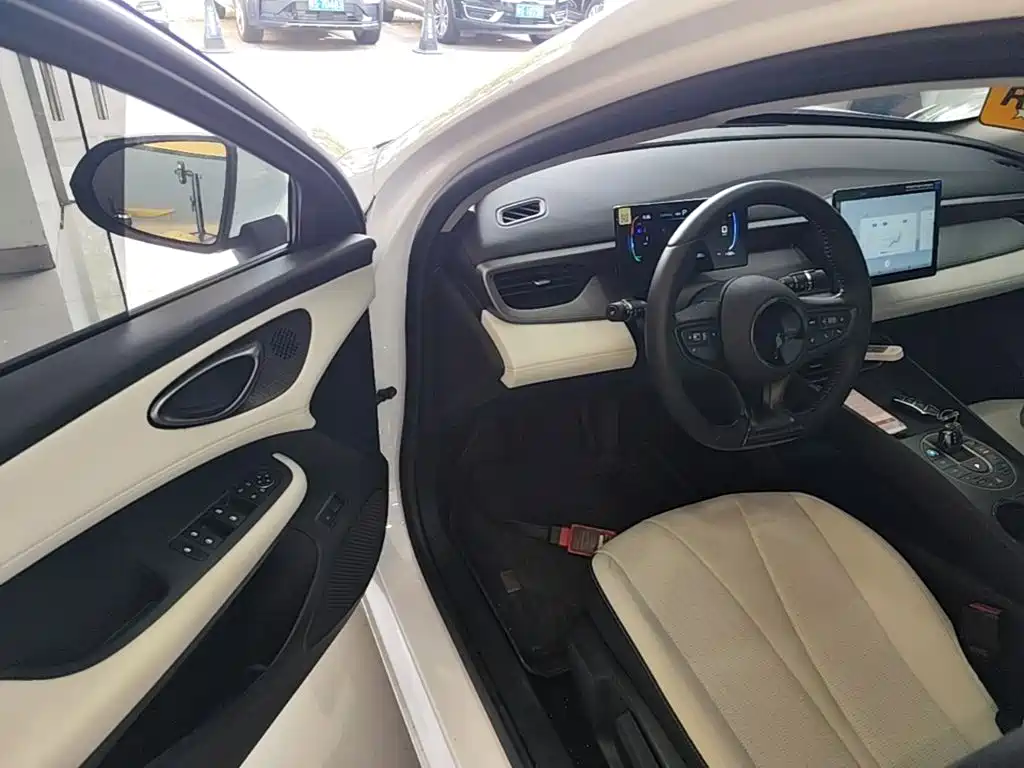 BYD Seal 05 DM-i — миниатюра 16