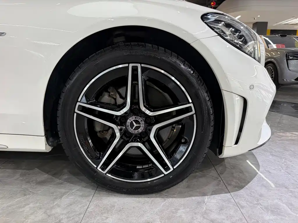 Mercedes-Benz C-Class — миниатюра 14
