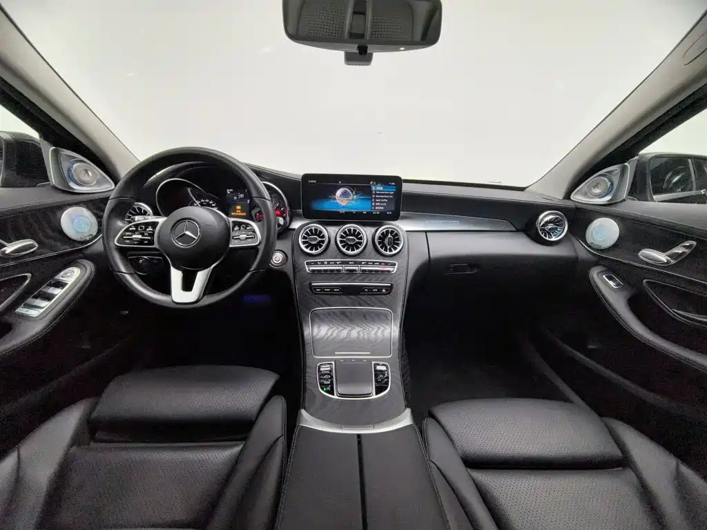 Mercedes-Benz C-Class — миниатюра 5