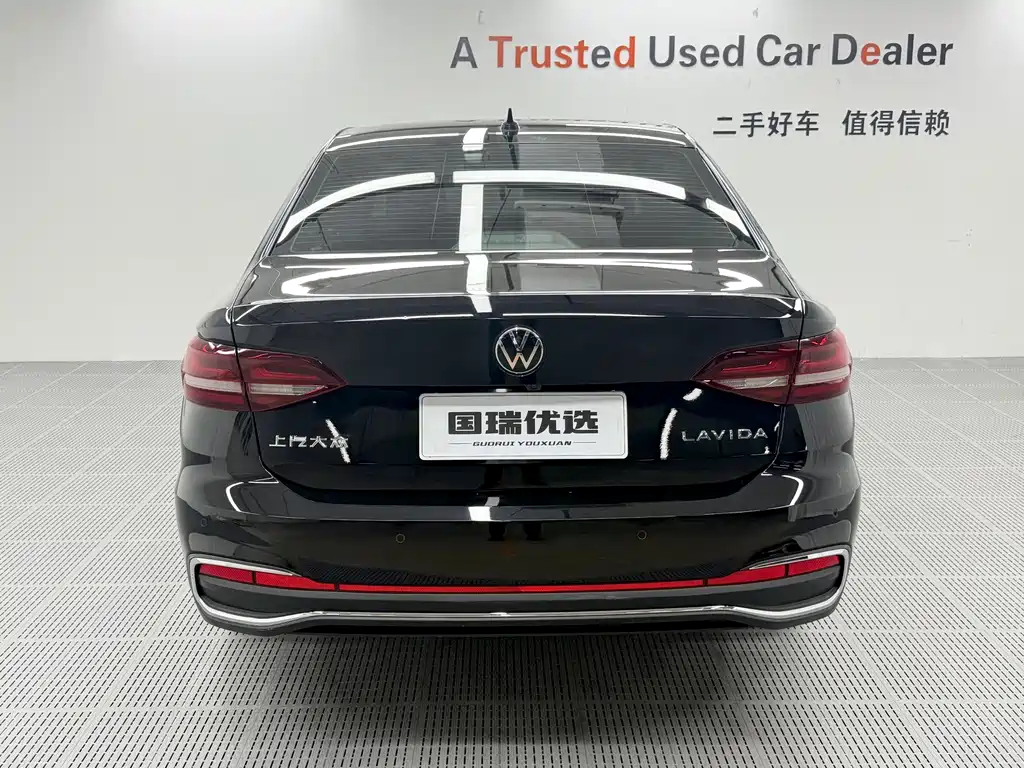 Volkswagen Lavida — миниатюра 4