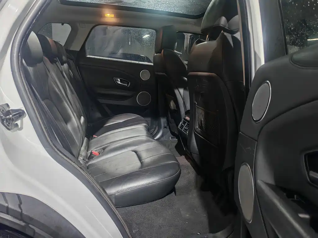 Land Rover Evoque — миниатюра 11