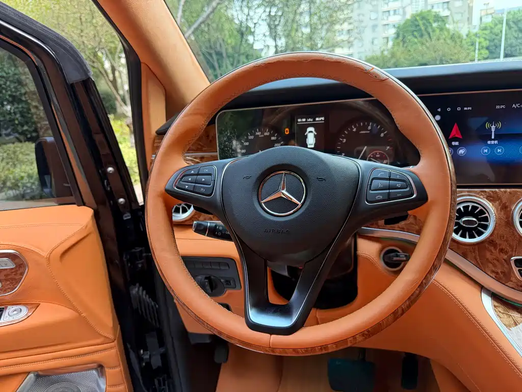 Mercedes-Benz Vito — миниатюра 10