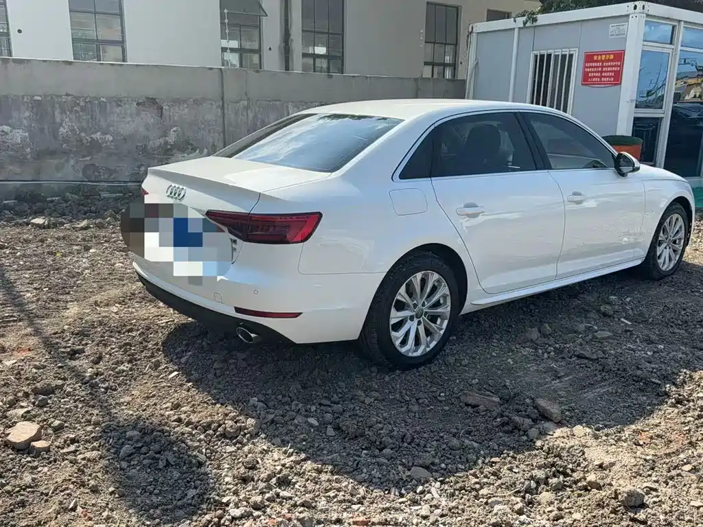 Audi A4L — миниатюра 7