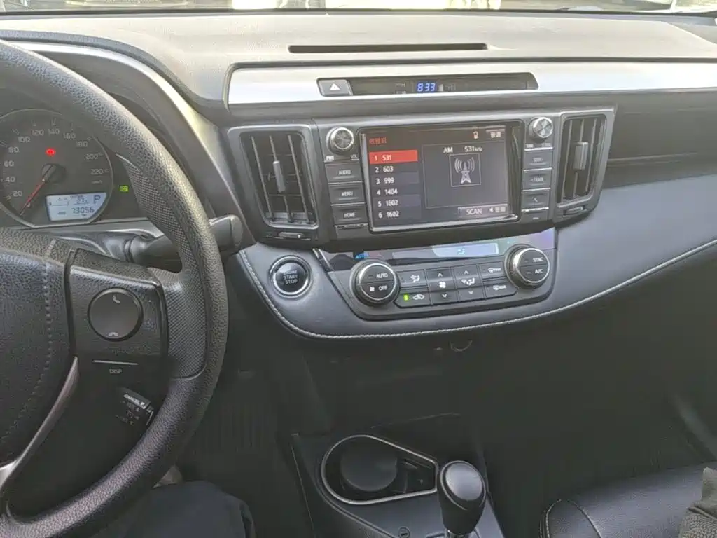 Toyota RAV4 — миниатюра 18