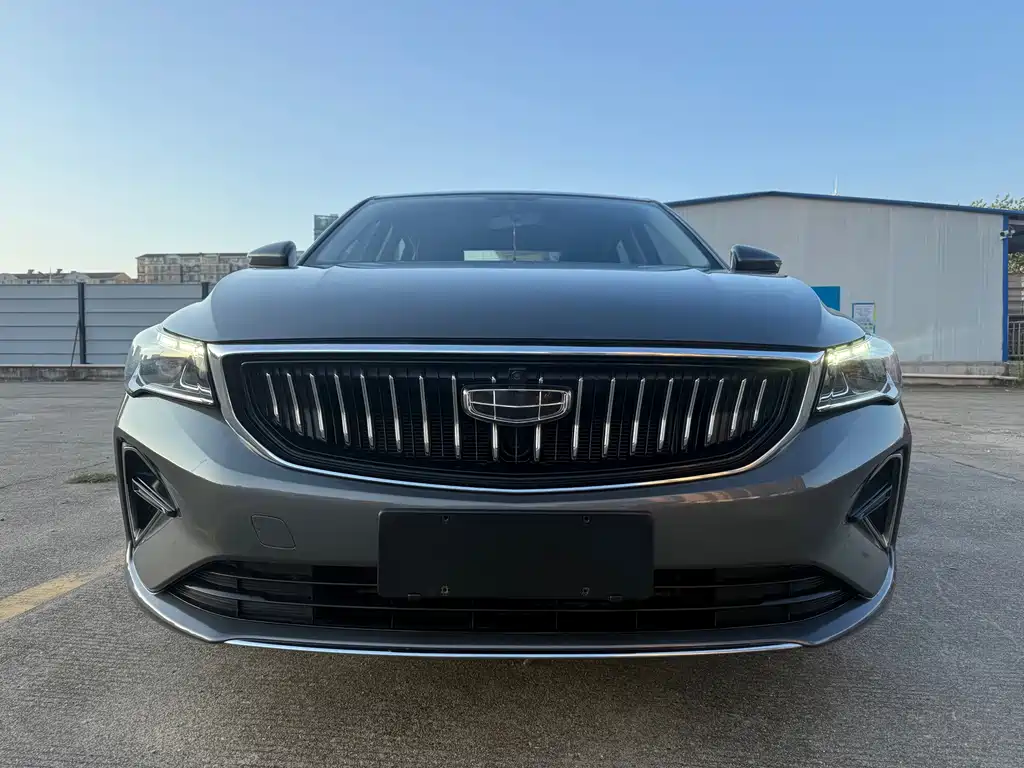 Geely Emgrand — миниатюра 2