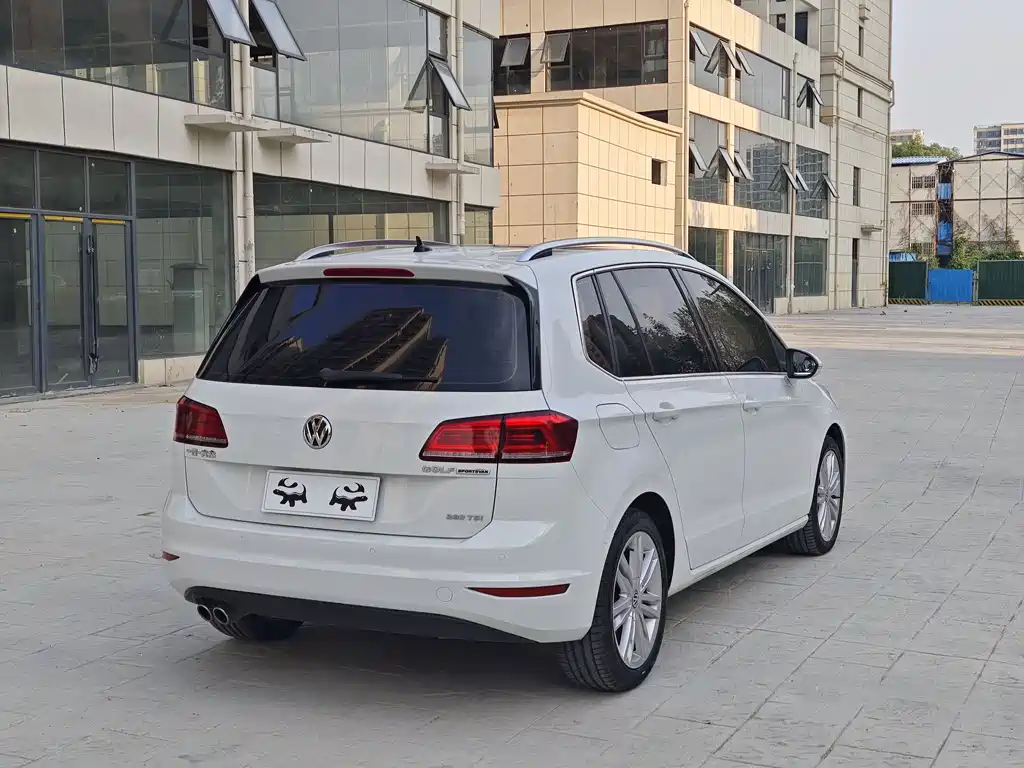 Volkswagen Golf · 2016 280TSI AT Flagship