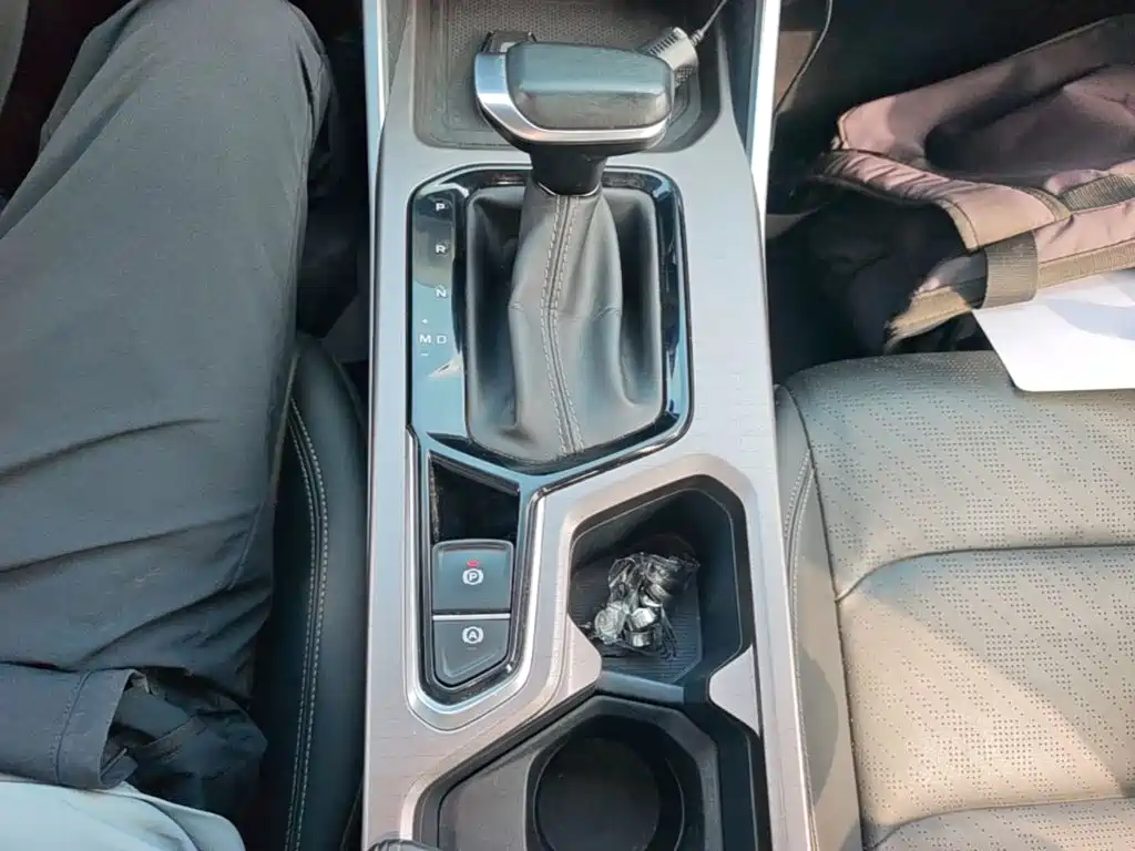 Geely Emgrand — миниатюра 14