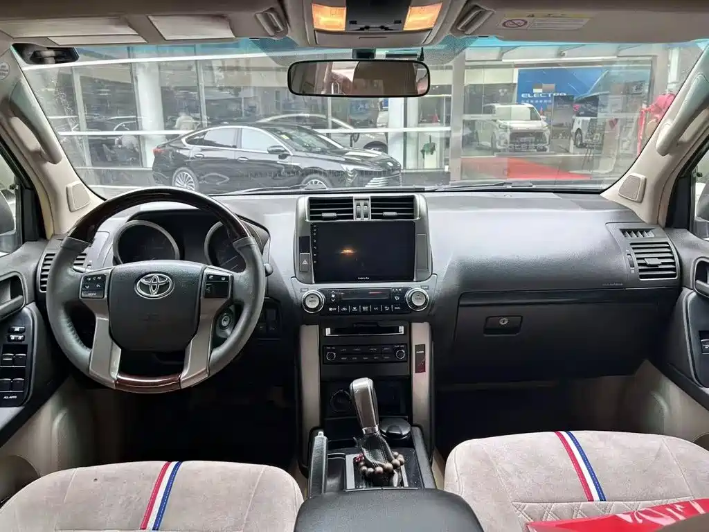 Toyota Prado (Import) — миниатюра 3