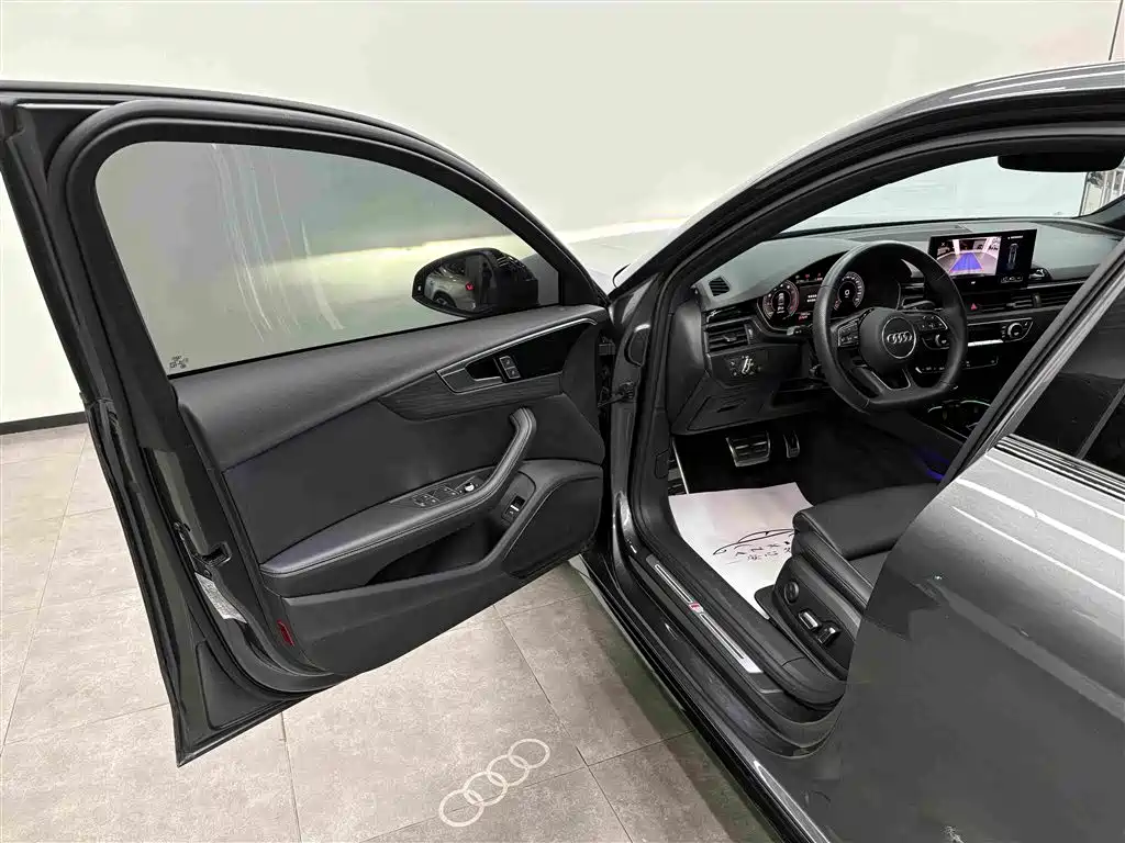 Audi A4L — миниатюра 6