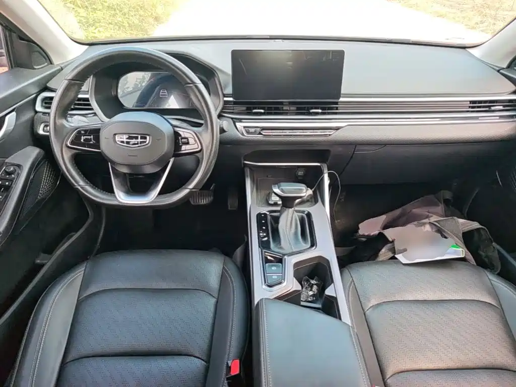 Geely Emgrand — миниатюра 10