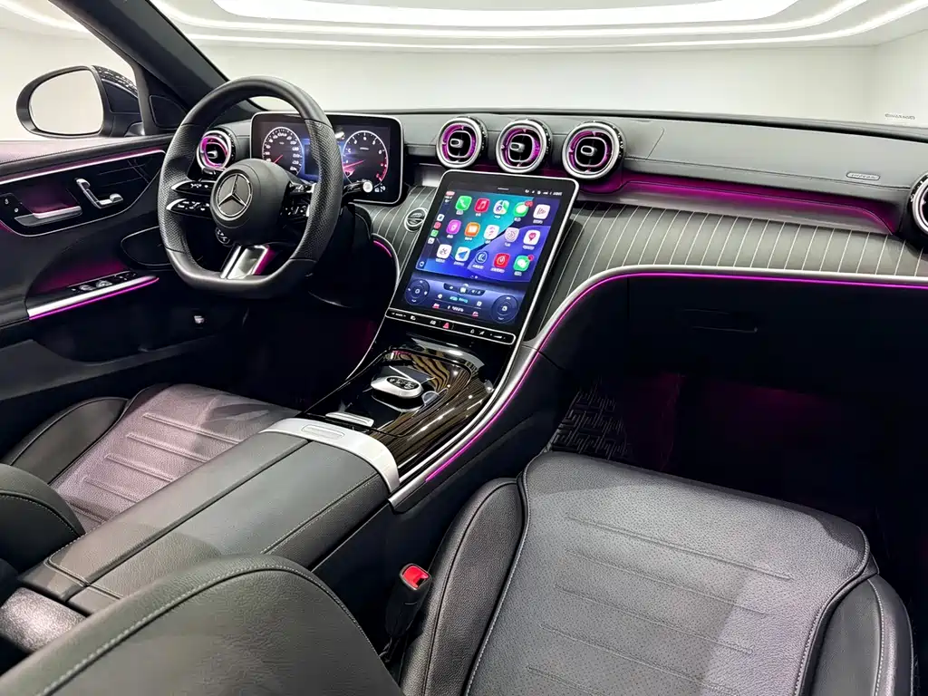 Mercedes-Benz C-Class — миниатюра 6