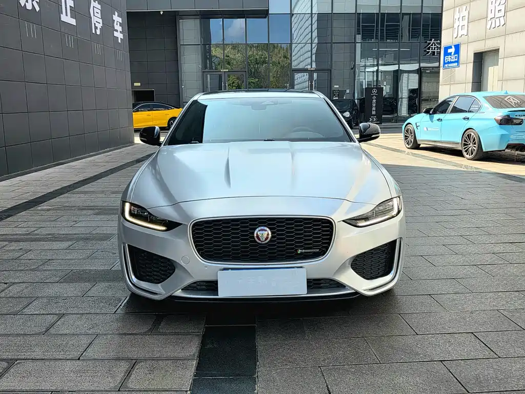 Jaguar XEL 2.0T 250PS R-DYNAMIC S Progressive Sport Edition, фото 2