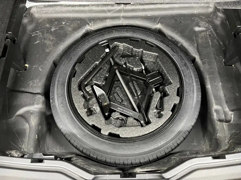 Lynk & Co 01 — фотографии объявления, Фото 25