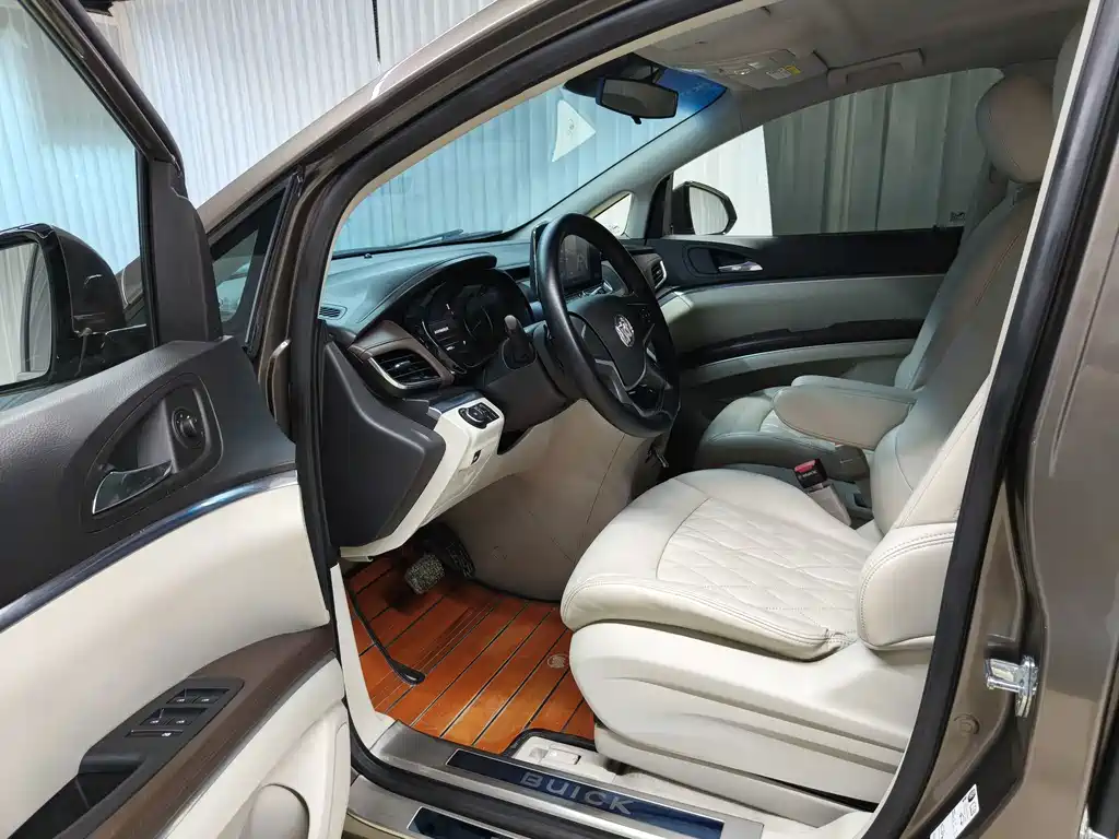 Buick GL8 2020 652T Comfort