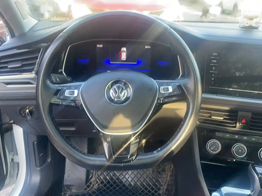 Volkswagen Sagitar — миниатюра 3