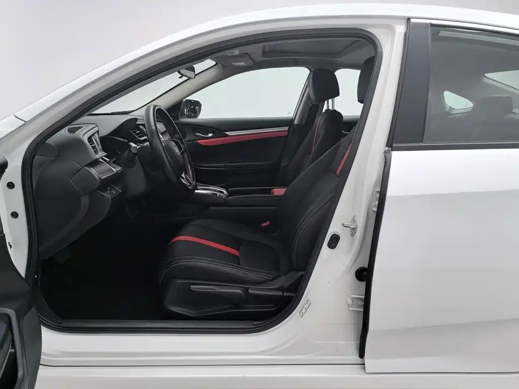 Honda Civic — миниатюра 10
