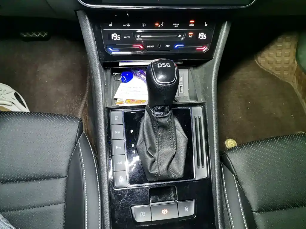 Skoda Superb — миниатюра 10