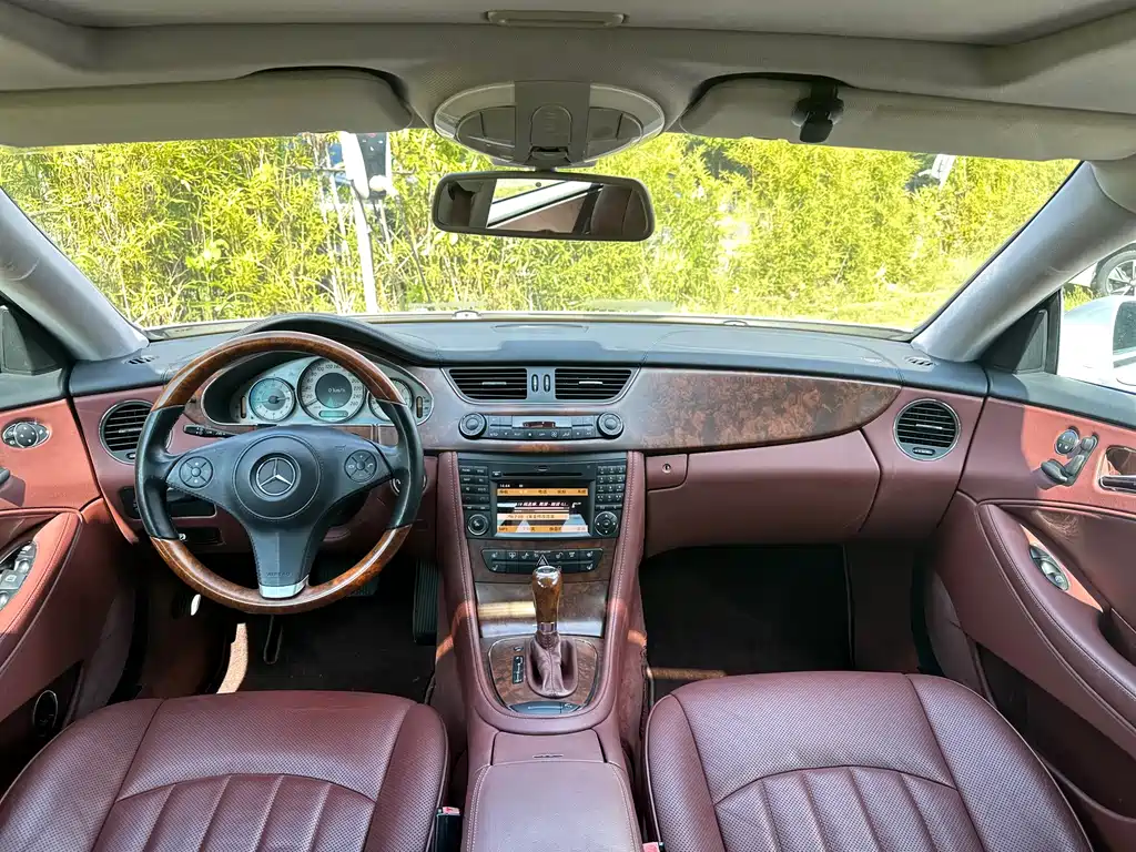 Mercedes-Benz CLS — миниатюра 11