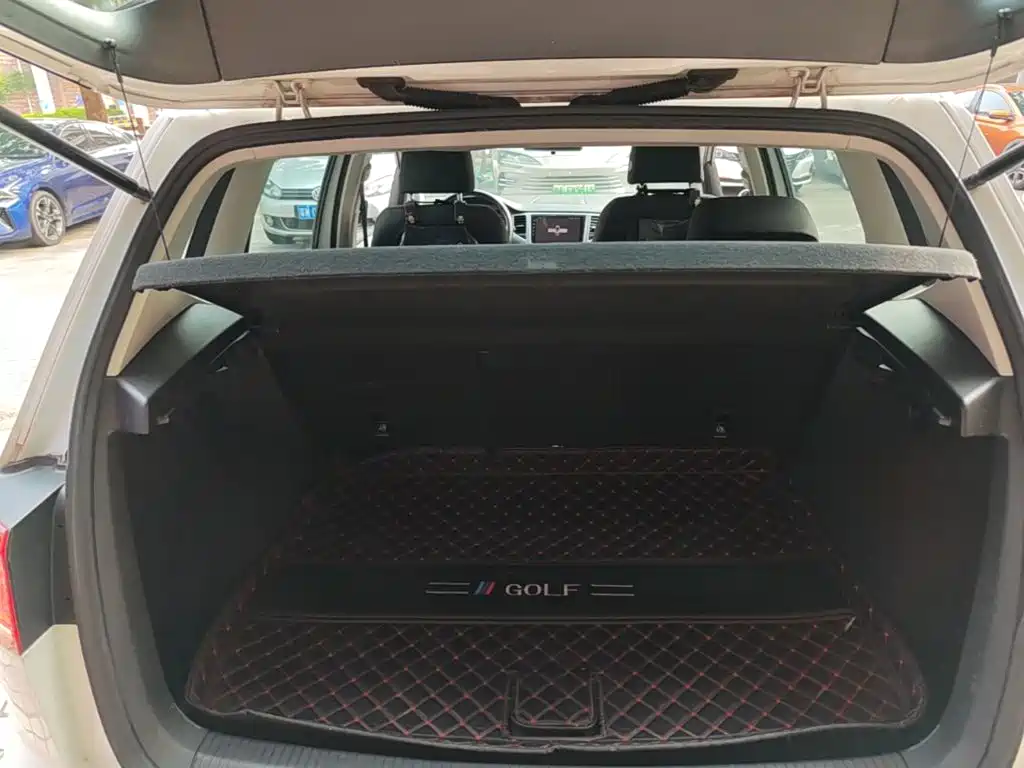 Volkswagen Golf Sportsvan — миниатюра 19