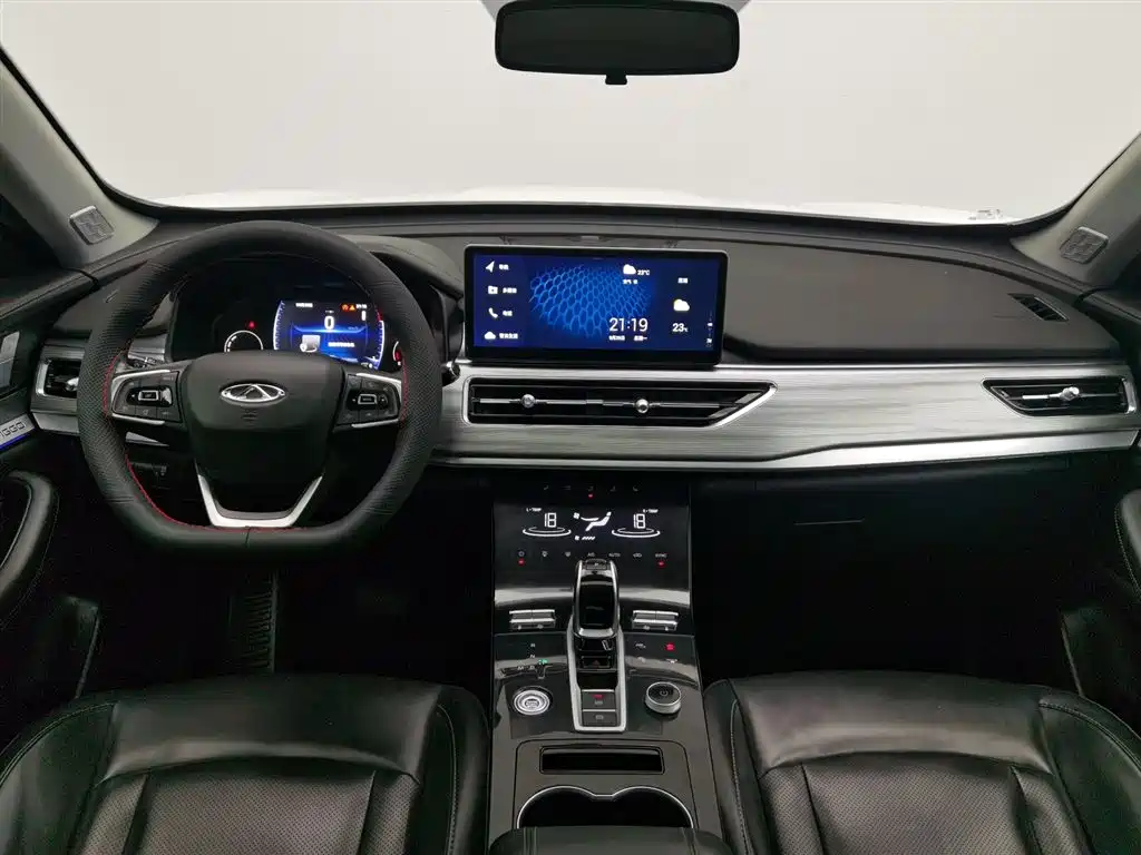 CHERY TIGGO 8
