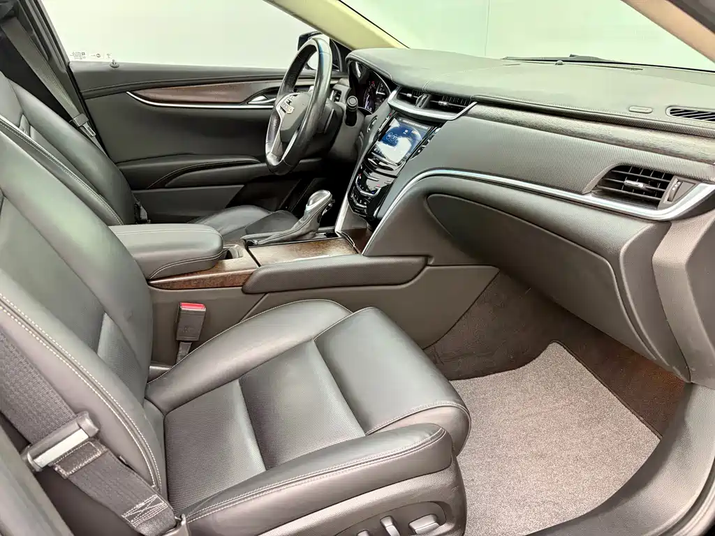 Cadillac XTS — миниатюра 17