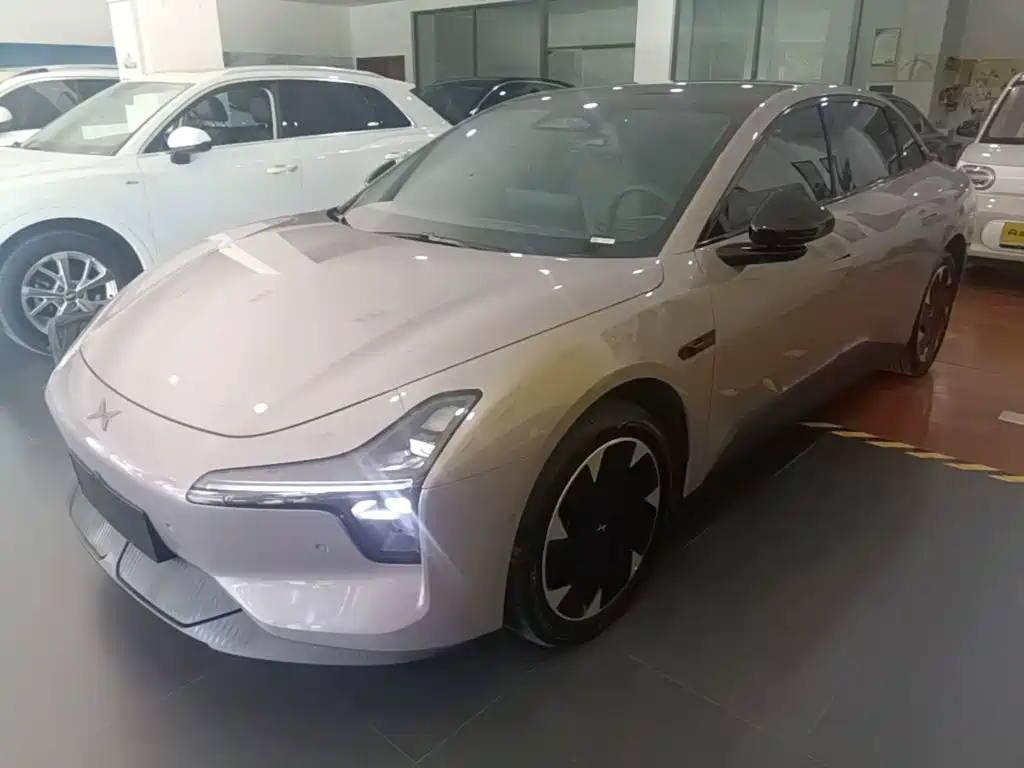 XPeng MONA M03 — миниатюра 2