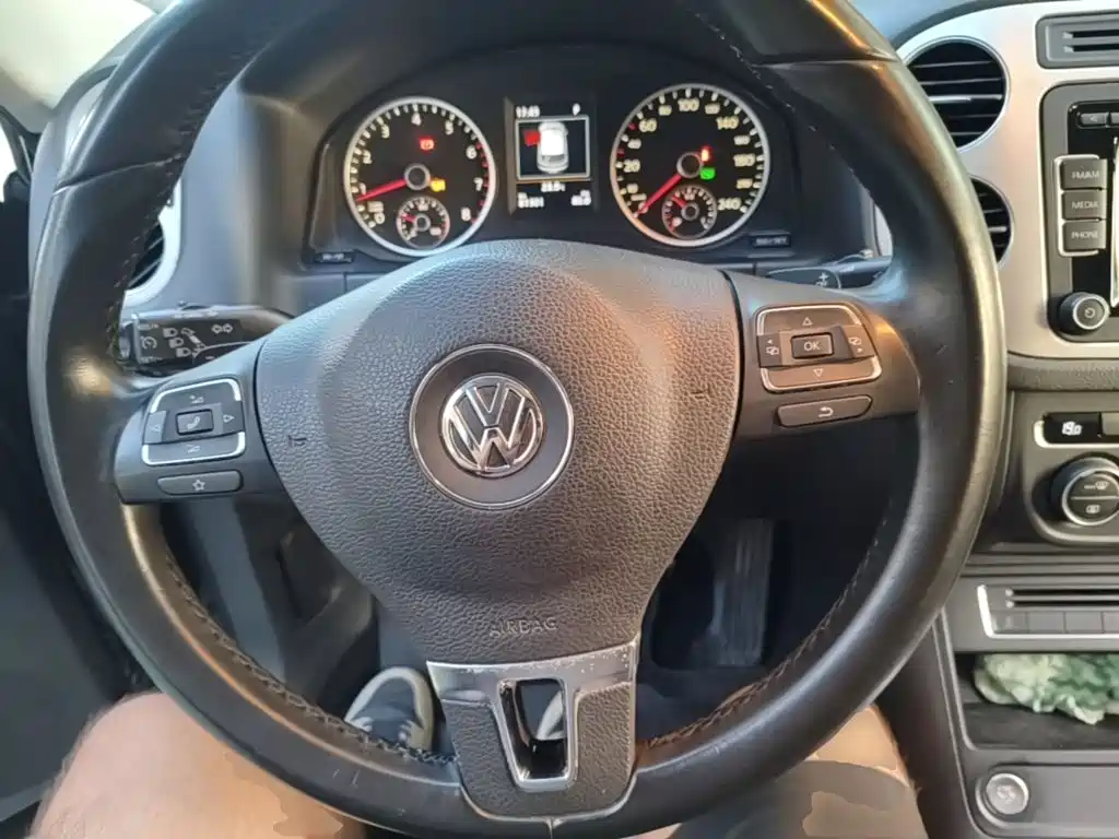 Volkswagen Tiguan — миниатюра 11