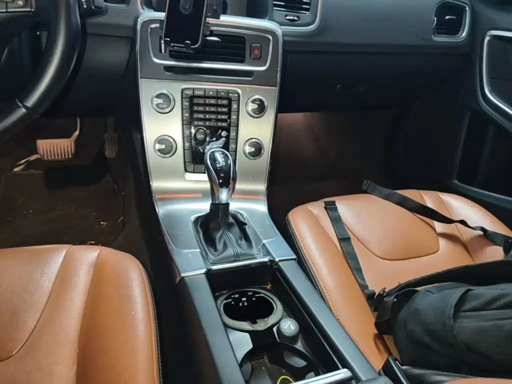 Volvo S60 — миниатюра 14