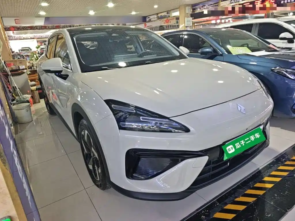 Baojun Yunhai — миниатюра 4