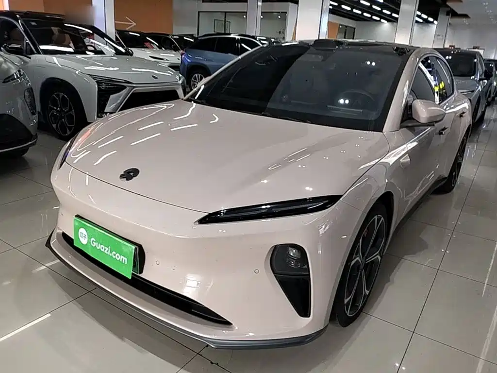 NIO ET5 — миниатюра 2