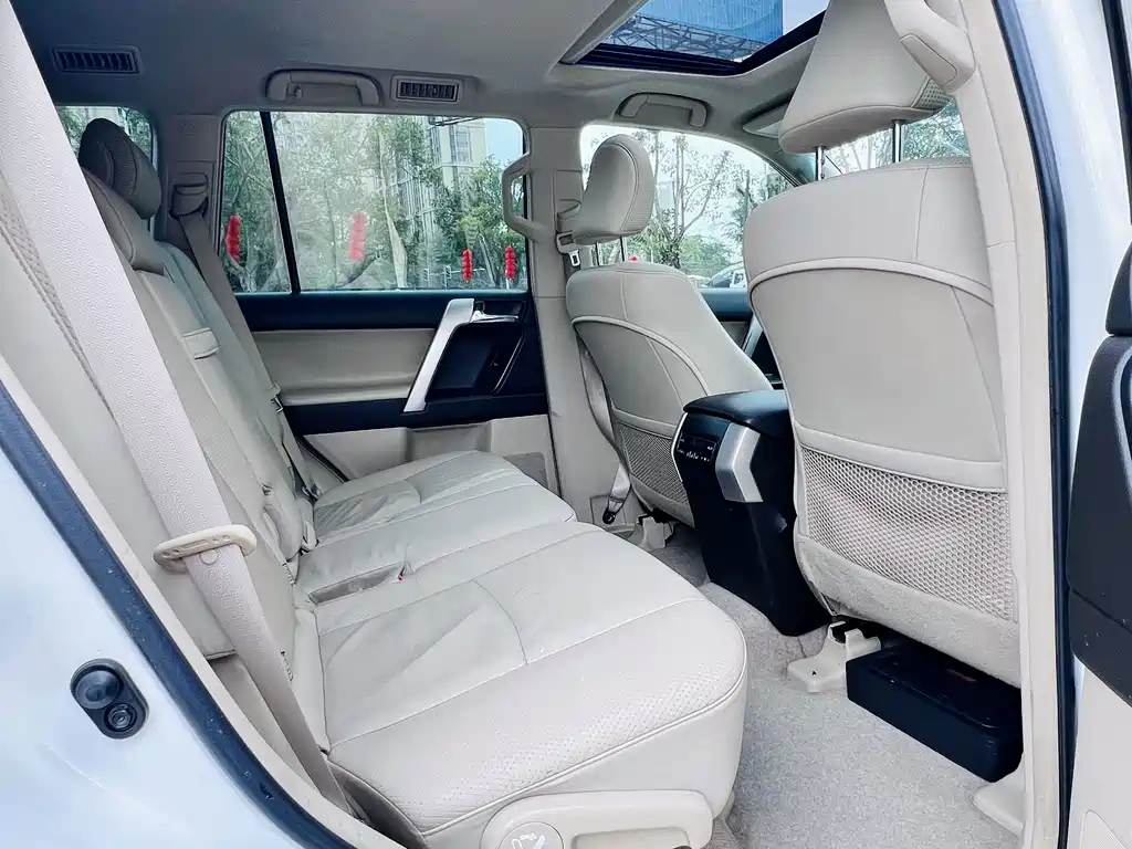 Toyota Prado — миниатюра 15