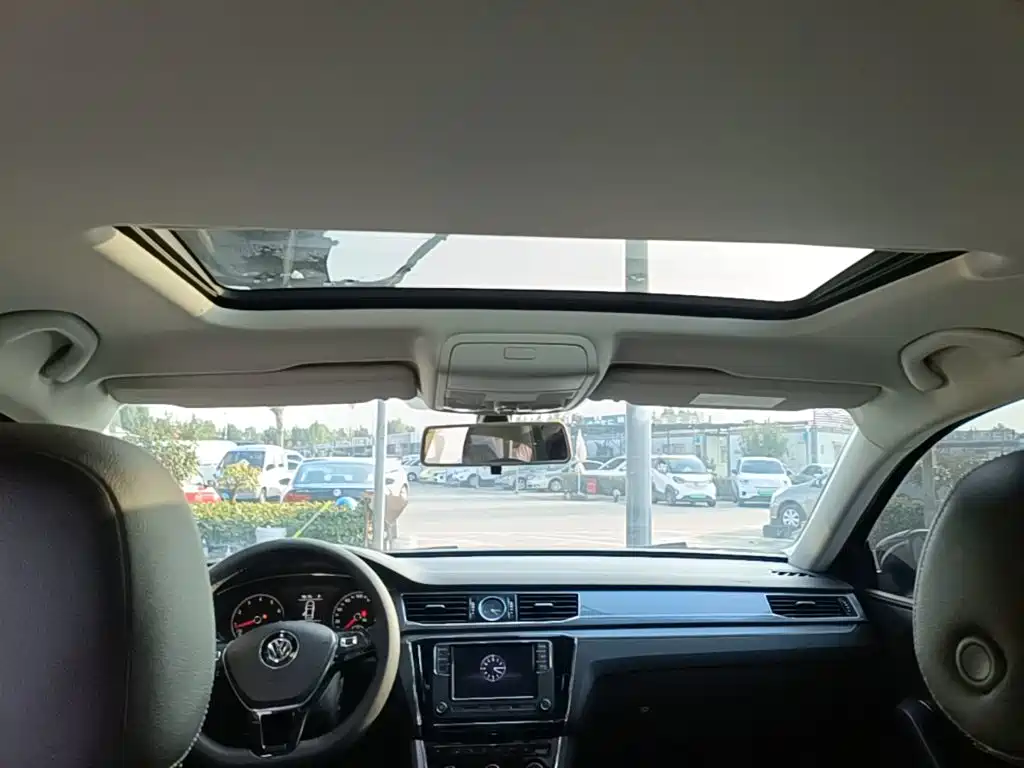 Volkswagen Passat — миниатюра 18