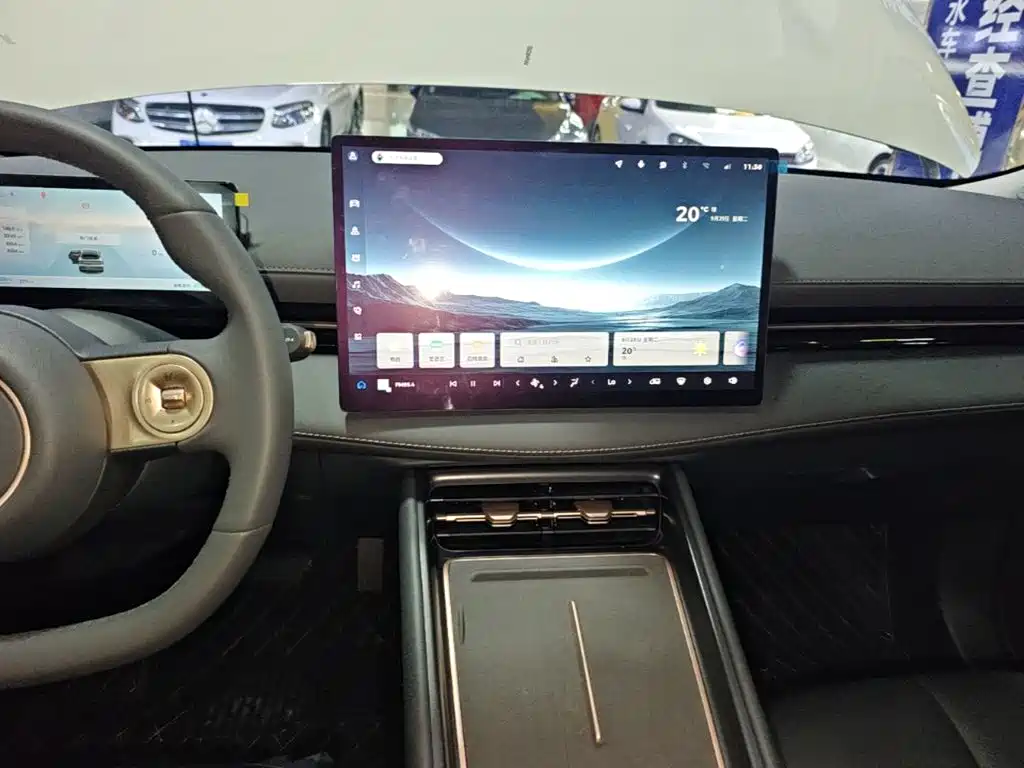 Baojun Yunhai — миниатюра 13