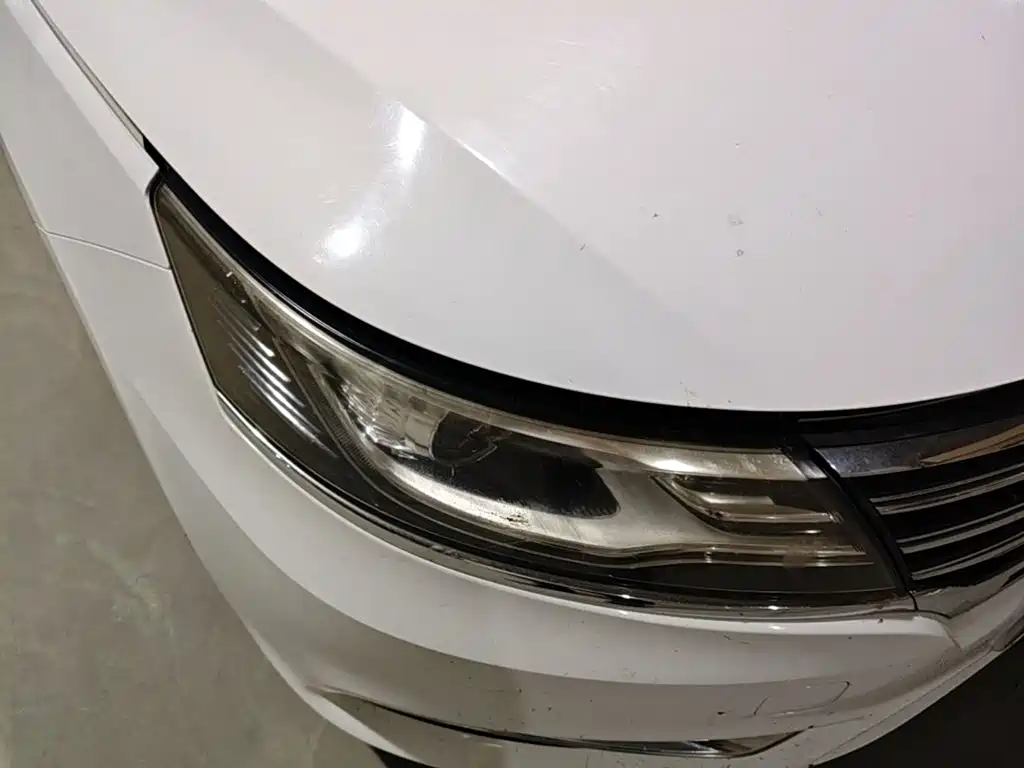 Roewe i6 Classic — миниатюра 8