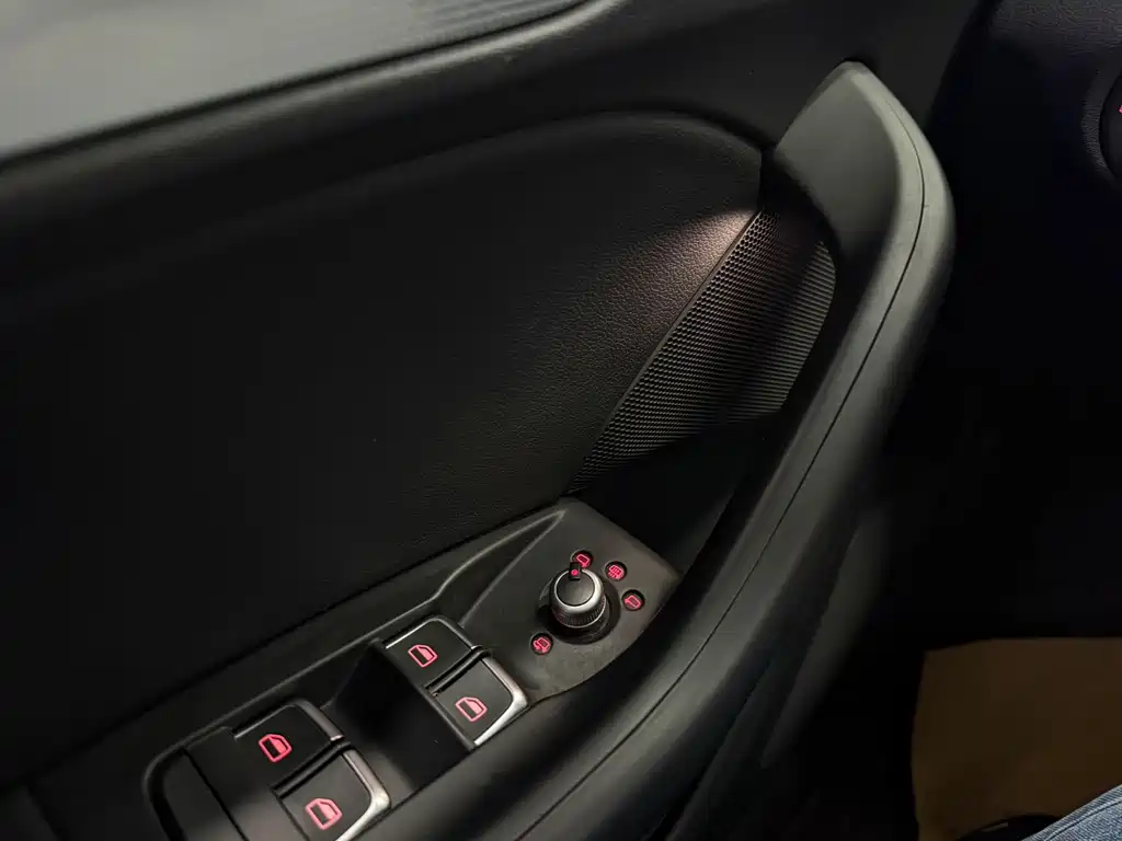 Audi Q3 — миниатюра 16