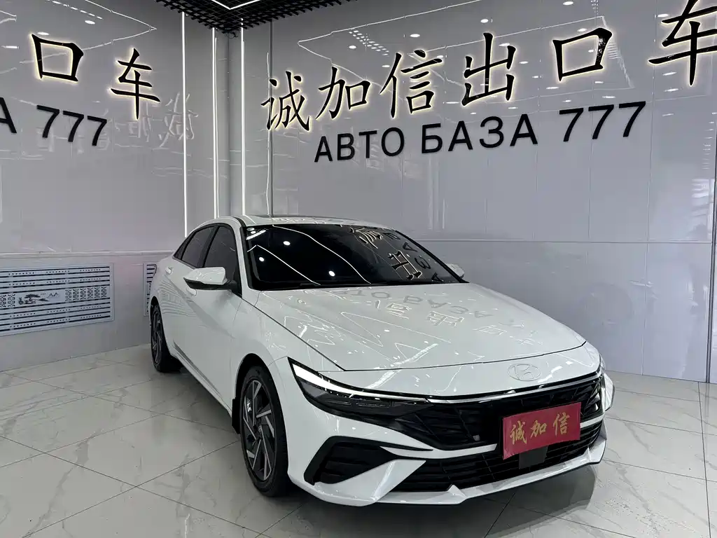 Hyundai Elantra — миниатюра 3