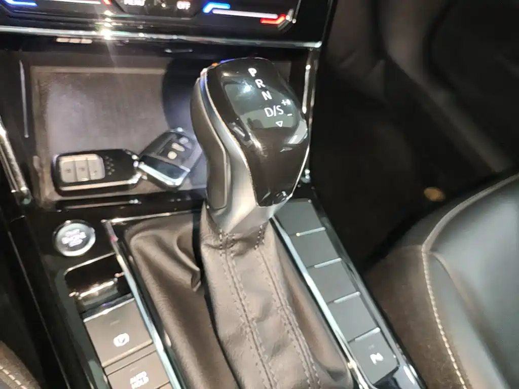 Volkswagen Passat — миниатюра 14