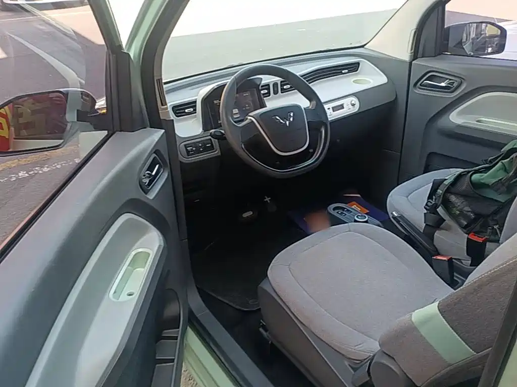 Wuling MINIEV — миниатюра 16