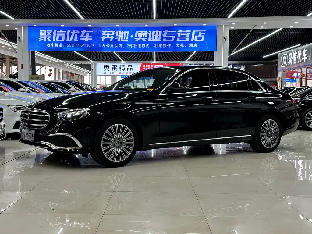 Mercedes-Benz E-Class 2022