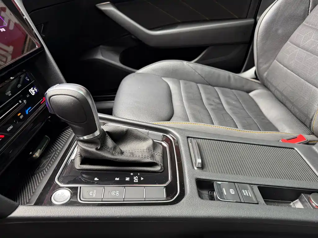 Volkswagen CC — миниатюра 22
