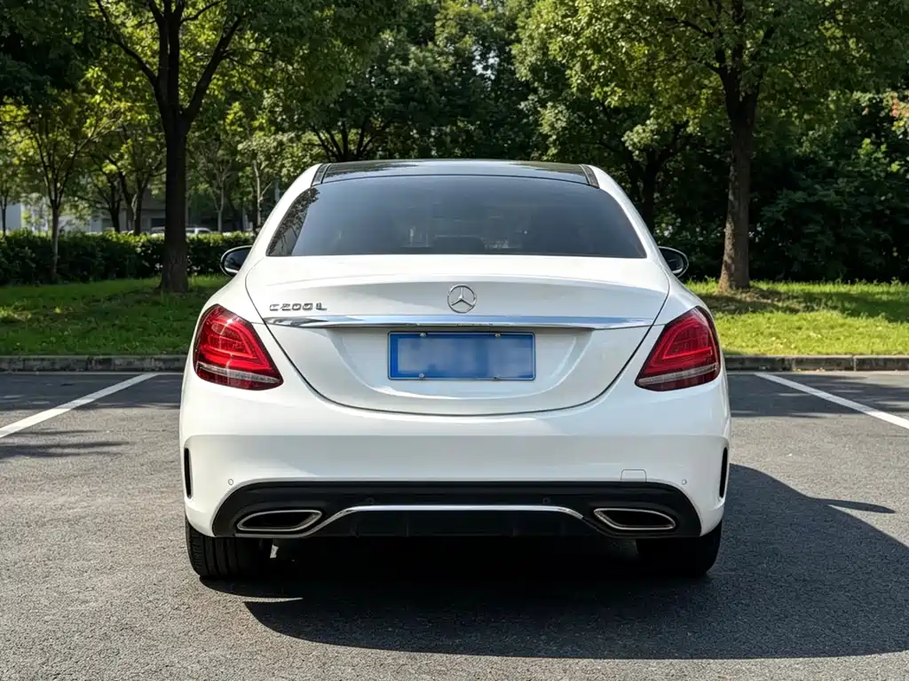 Mercedes-Benz C-Class — миниатюра 7