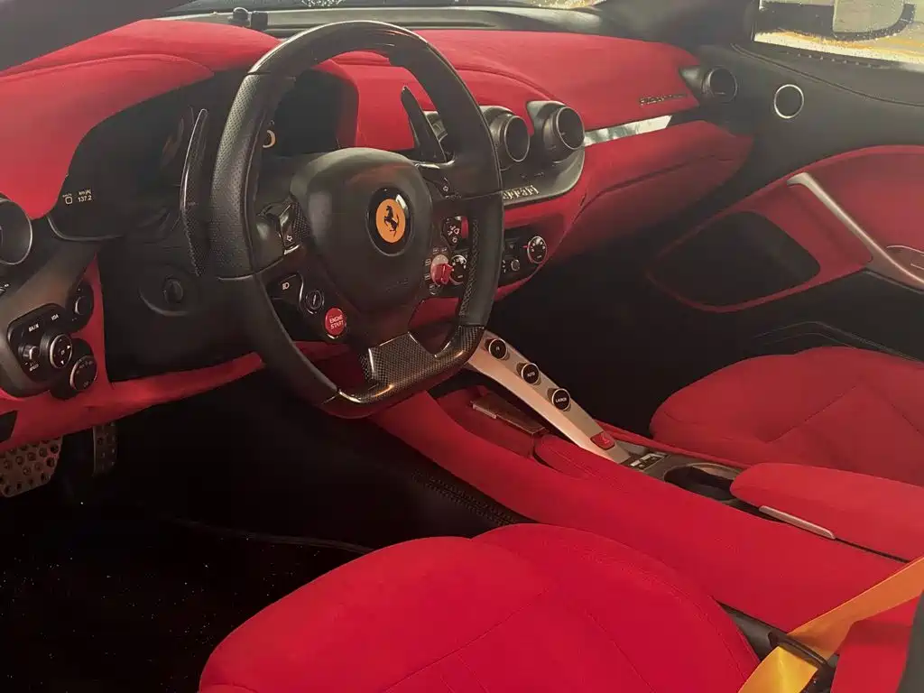 Ferrari F12berlinetta — миниатюра 6