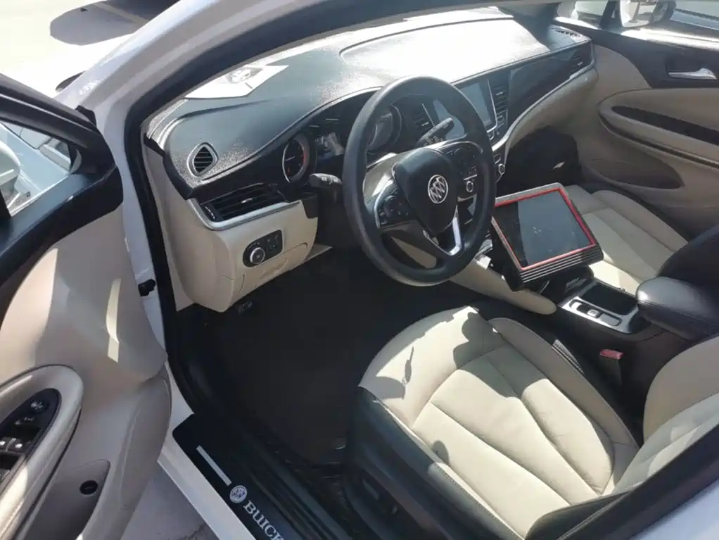 Buick Verano — миниатюра 16