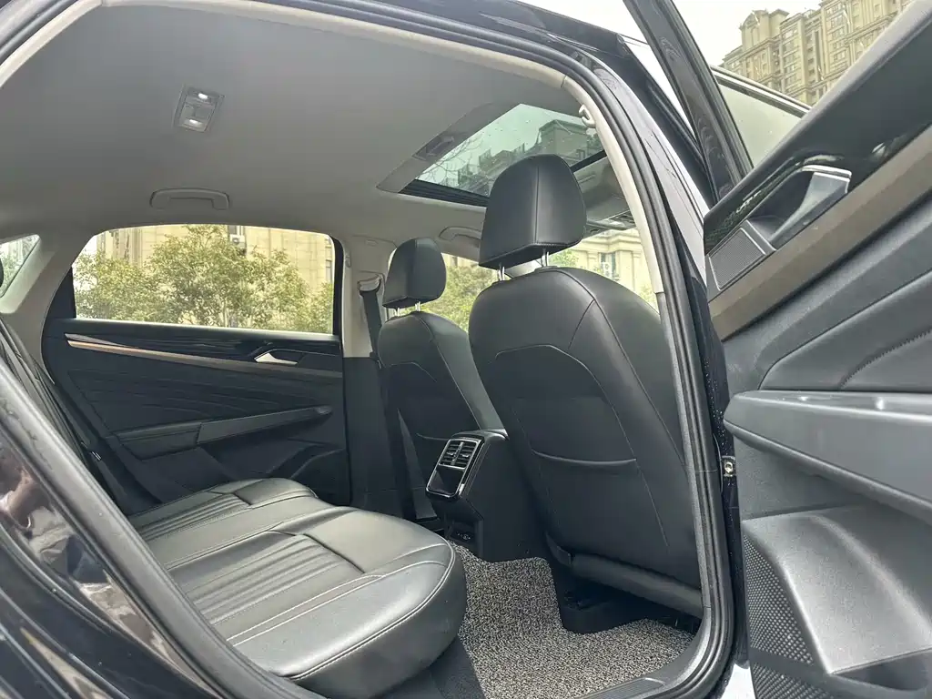 Volkswagen Passat — миниатюра 15