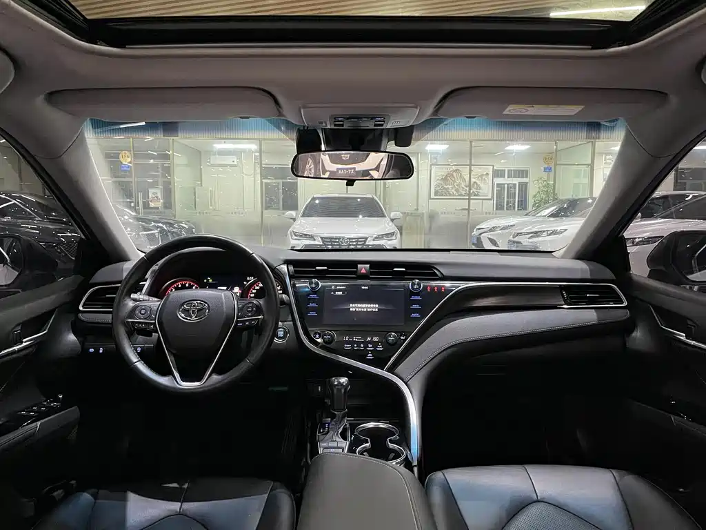 Toyota Camry 2.5S Sharp Fashion Edition China VI, фото 8