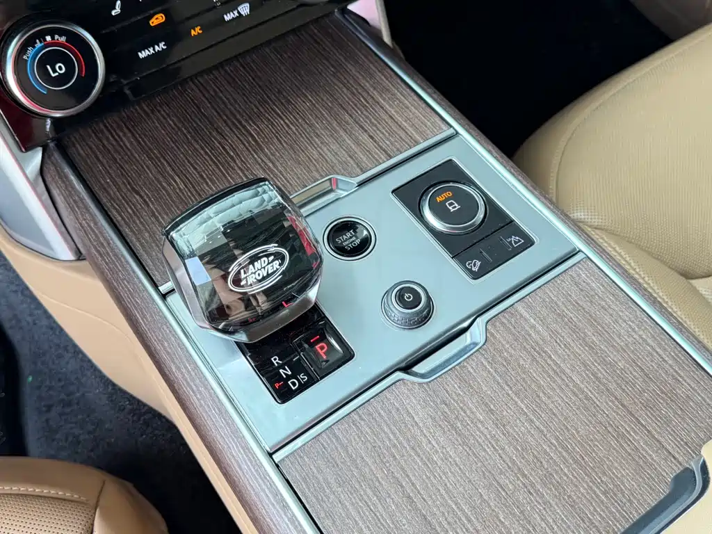 Land Rover Range Rover — миниатюра 11